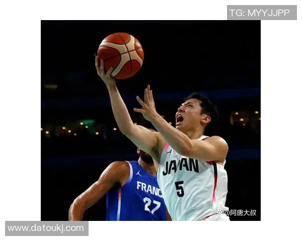 NBA魔术队与开拓者队激战正酣谁能在这场对决中笑到最后